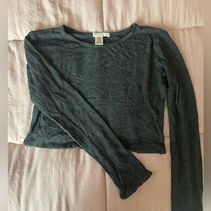 Cropped long sleeve